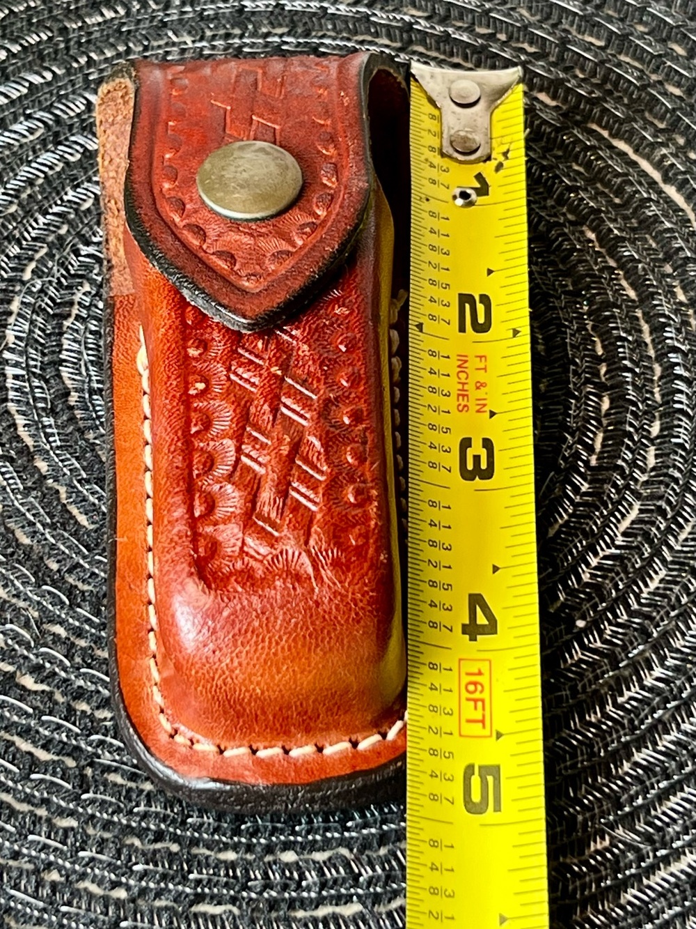 Swiss Army Zermatt Leather Belt Knife Pouch (Pouch Only) - Picture 9 of 11